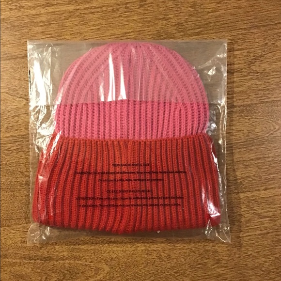 VICTORIA'S SECRETColorblock Beanie Hat - Picture 2 of 2